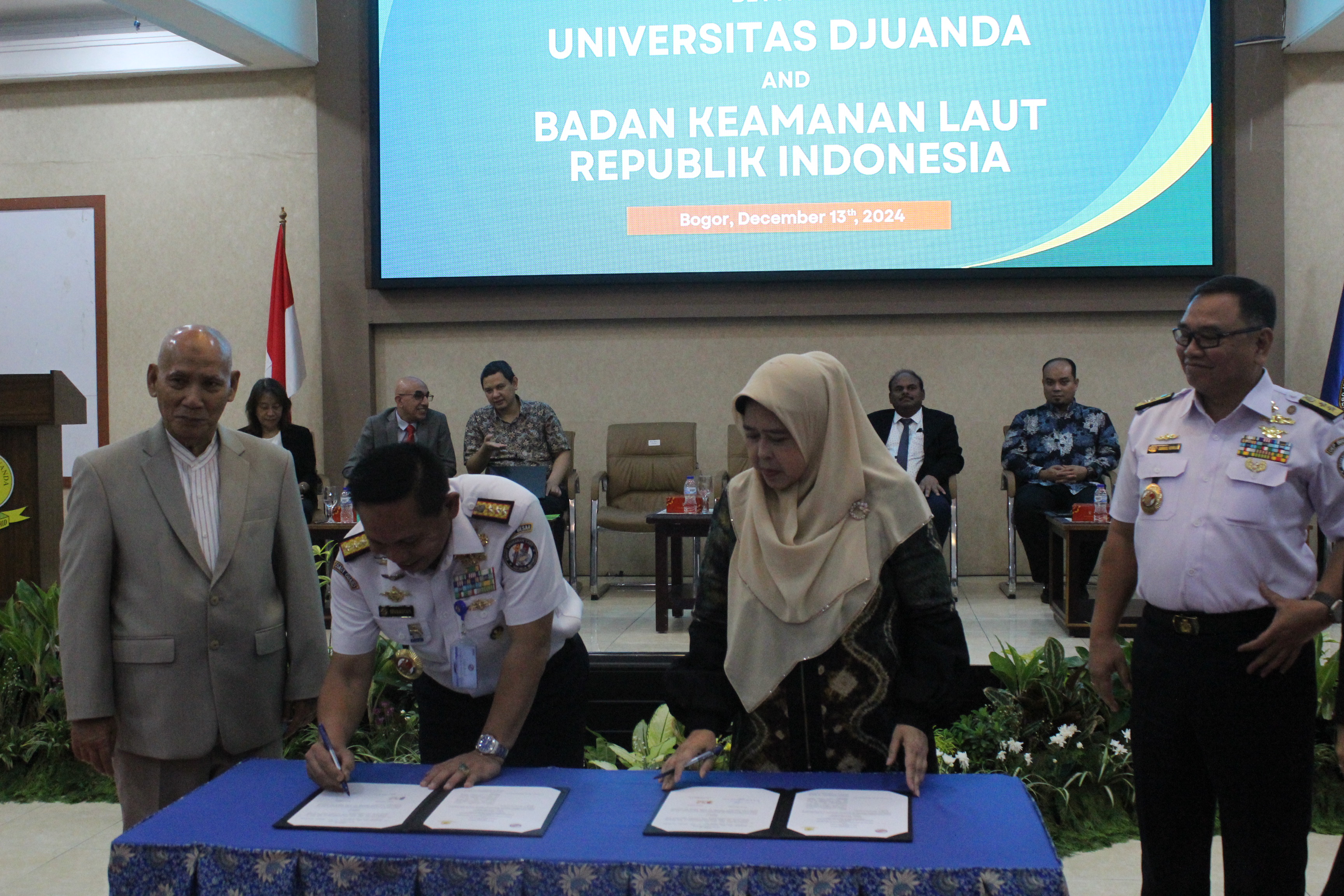 Penandatangan MoU dengan BAKAMLA RI